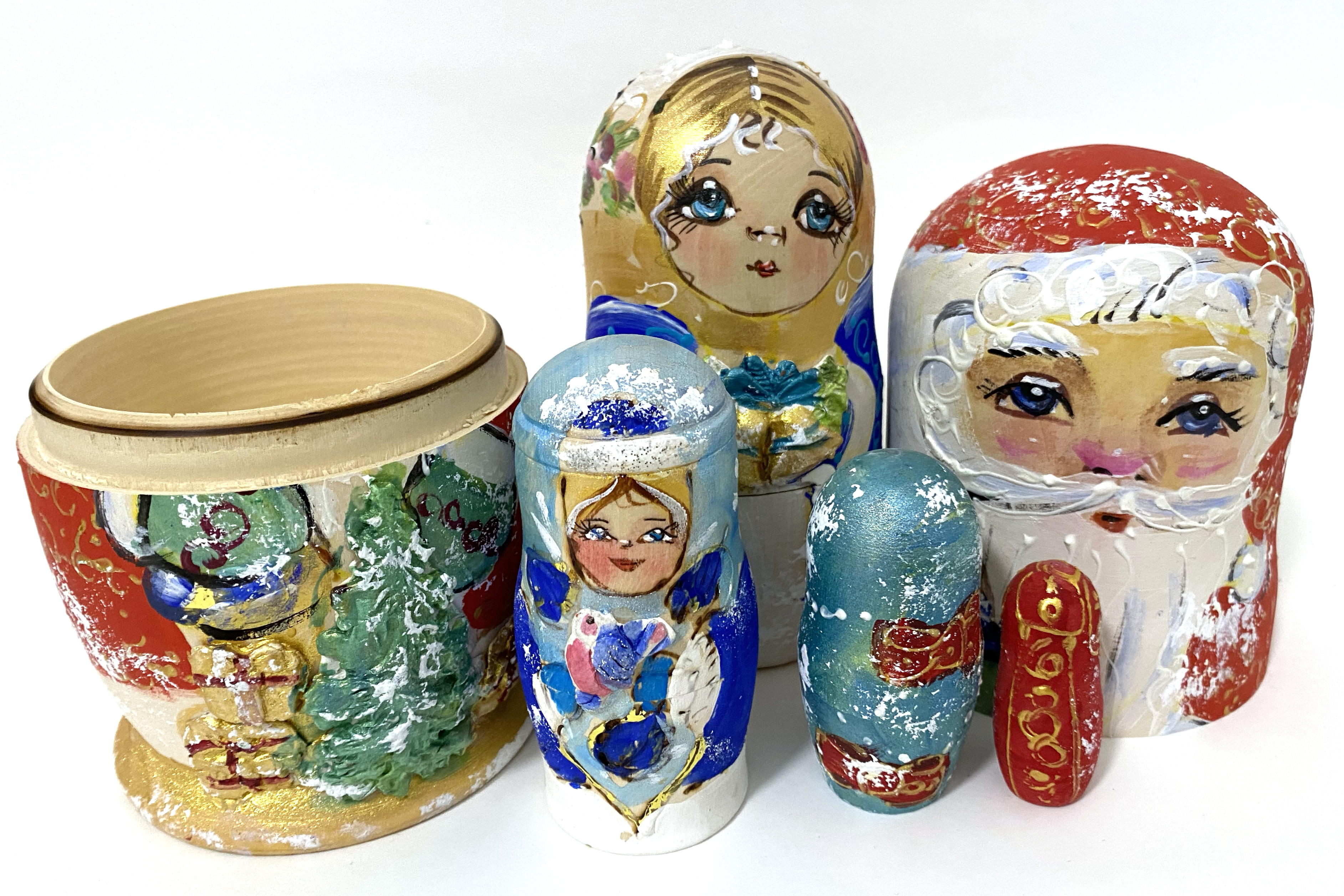 Russian Christmas Matryoshka – Ded Moroz & Snegurochka – 5 Nested Set